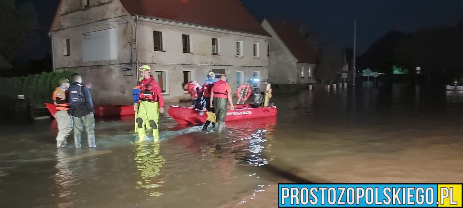 Zalany Lewin Brzeski 90 procentach. (Zdjęcia)