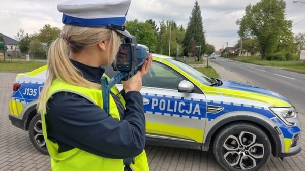 Przewoził busem pasażerów – pędził przez miasto ponad 100 km/h.