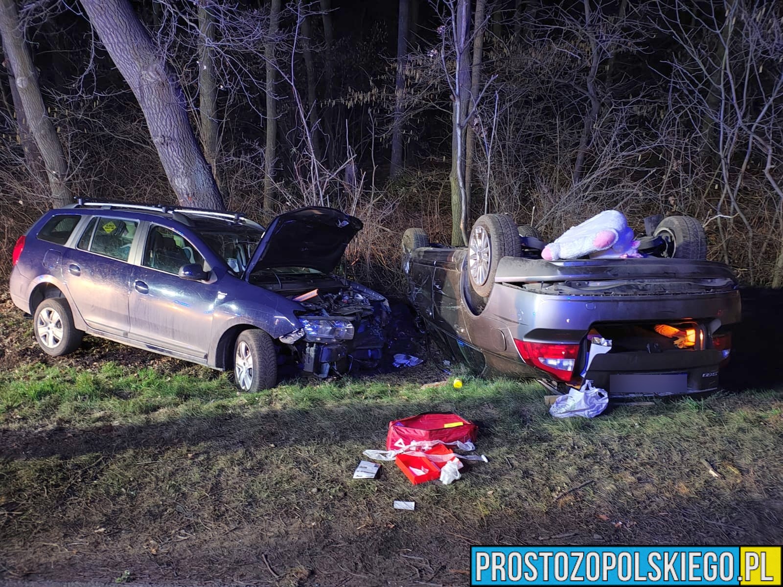 Wypadek samochodowy na DK42 między miejscowościami Kamienna - Rychnów w powiecie namysłowskim