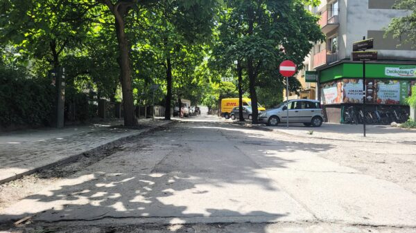 Utrudnienia dla mieszkańców w Opolu. Rusza kolejny remont nawierzchni na ulicy Pasiecznej.