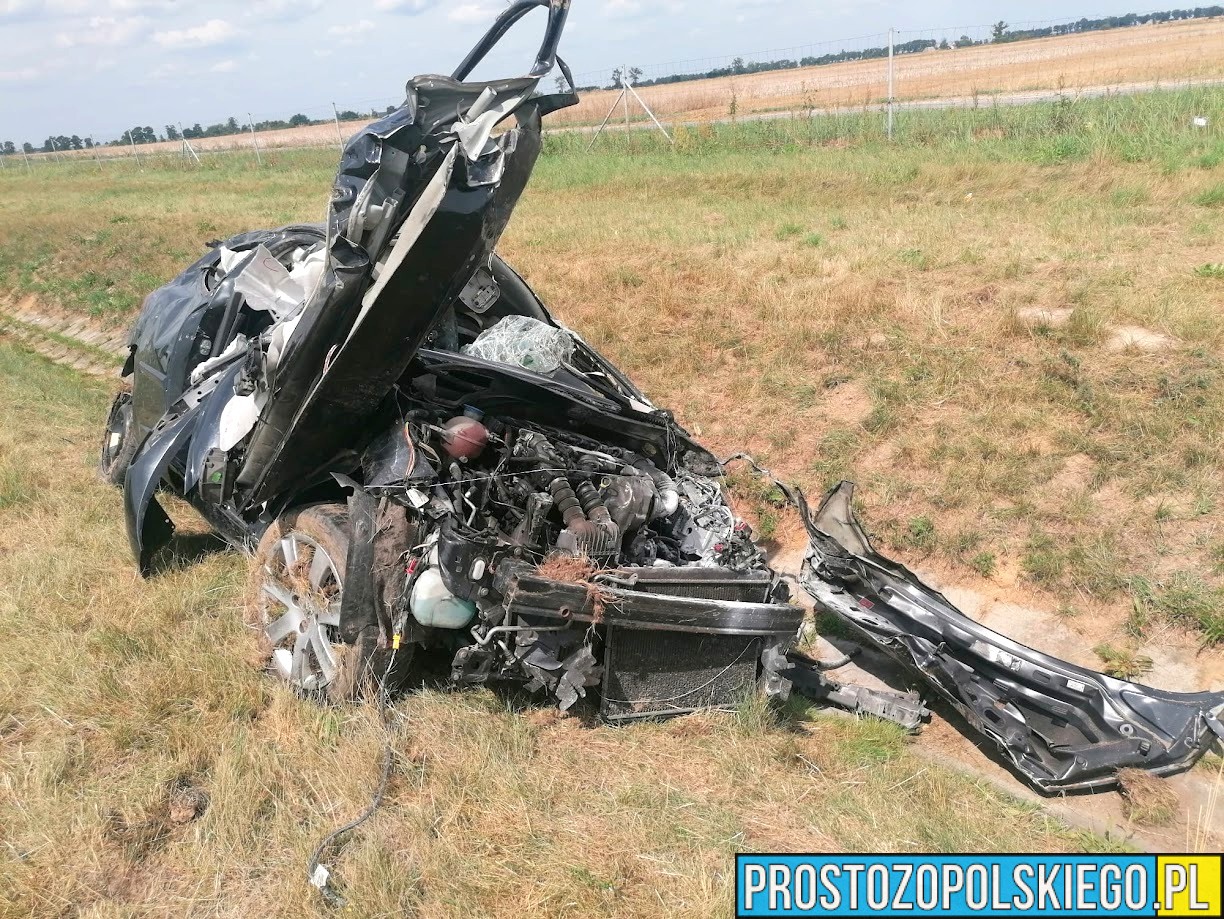 Wypadek na opolskim odcinku autostrady A4 . Doszło tam do zderzenia trzech samochodów osobowych. Na miejscu lądował LPR.(Zdjęcia&Wideo)