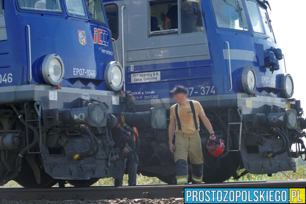 pożar lokomotywy, pożar pociągu, pożar na pkp, pożar ICC, pożar pociągu, pożar,