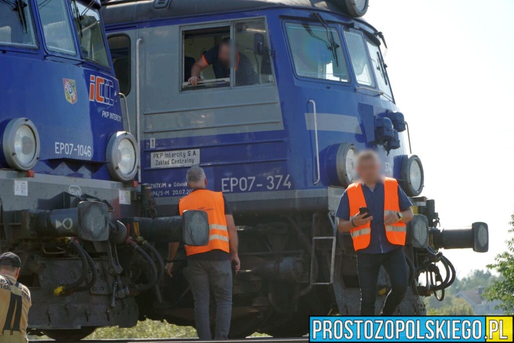 pożar lokomotywy, pożar pociągu, pożar na pkp, pożar ICC, pożar pociągu, pożar,