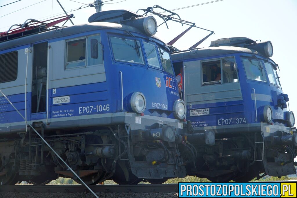 pożar lokomotywy, pożar pociągu, pożar na pkp, pożar ICC, pożar pociągu, pożar,