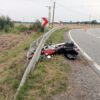 Wypadek motocyklisty DK 43 w miejscowości Igłowice. Dwie osoby zostały zabrane do szpitala.