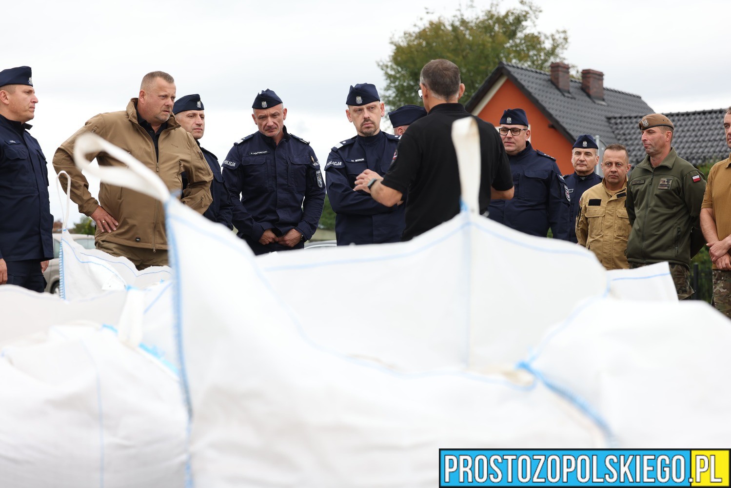 Komendant Główny Policji na terenach powodziowych