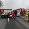 Wypadek na ul. Wrocławskiej w Opolu koło stacji paliw. Dwie osoby zabrane do szpitala