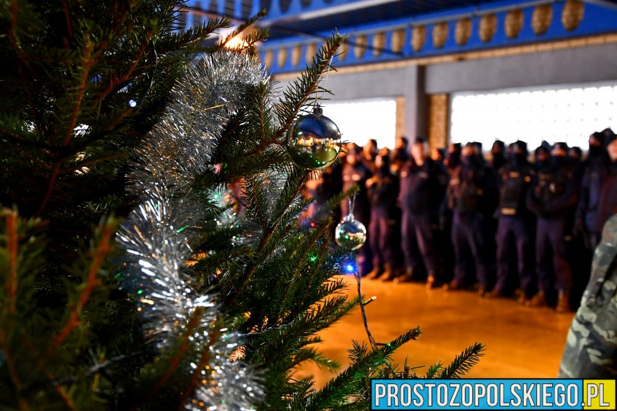 Wigilijne spotkanie opolskich policjantów