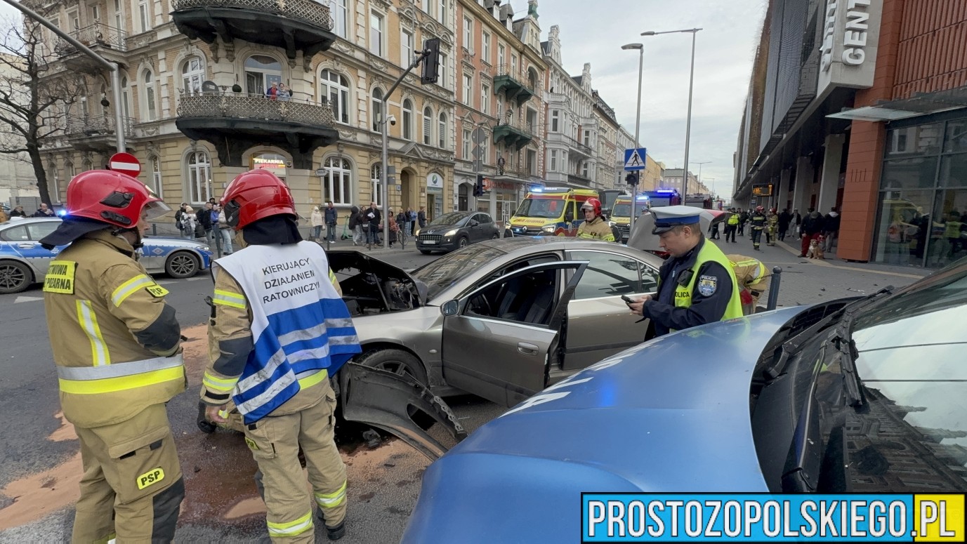 wypadek policji, ranny funkcjonariusz, ranny policjant, rozbity samochód policji, policja miała wypadek, wypadek policji, prostozoposkiego, prostoz, prosto z, 