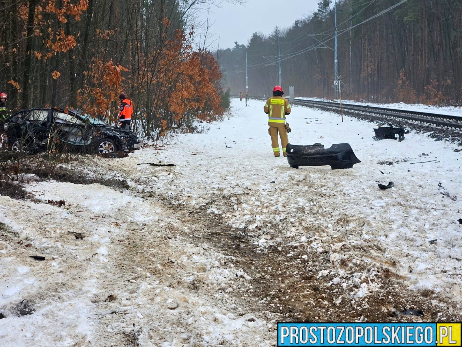 wypadek, zderzenie z pociągiem, wjechał pod pociąg, zderzenie z pociągiem, zderzenie na przejeśdzie, wypadek na przejeździe PKP, zderzenie z pociągiem na przejeździe, bezpieczny przejazd, 