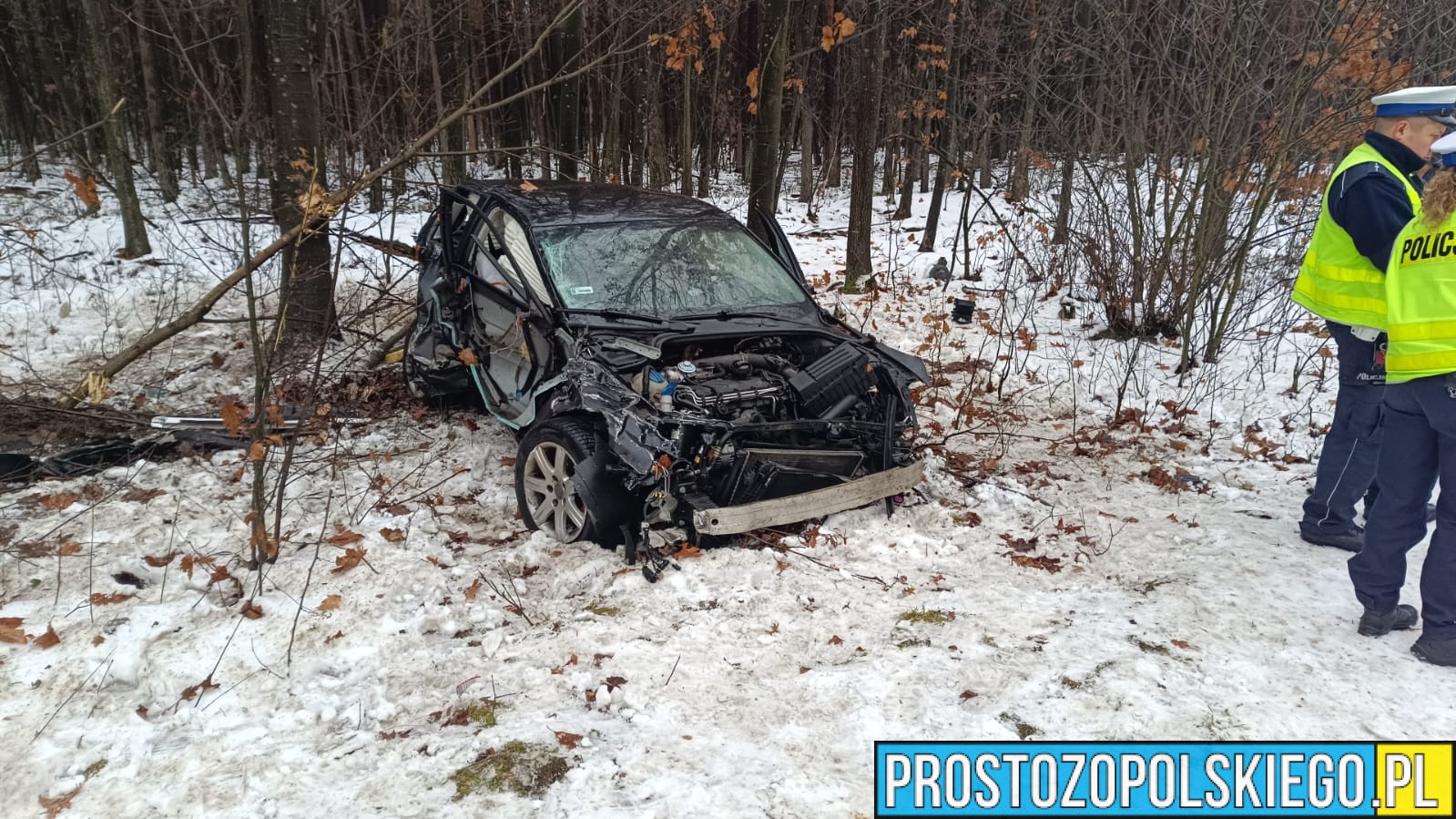 wypadek, zderzenie z pociągiem, wjechał pod pociąg, zderzenie z pociągiem, zderzenie na przejeśdzie, wypadek na przejeździe PKP, zderzenie z pociągiem na przejeździe, bezpieczny przejazd, 