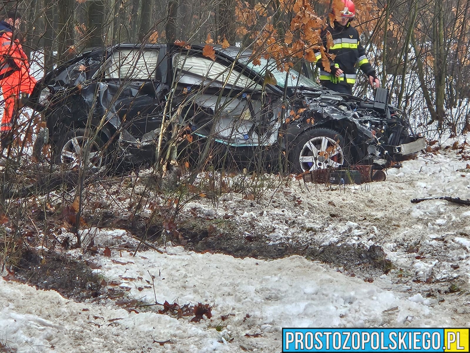 wypadek, zderzenie z pociągiem, wjechał pod pociąg, zderzenie z pociągiem, zderzenie na przejeśdzie, wypadek na przejeździe PKP, zderzenie z pociągiem na przejeździe, bezpieczny przejazd, 