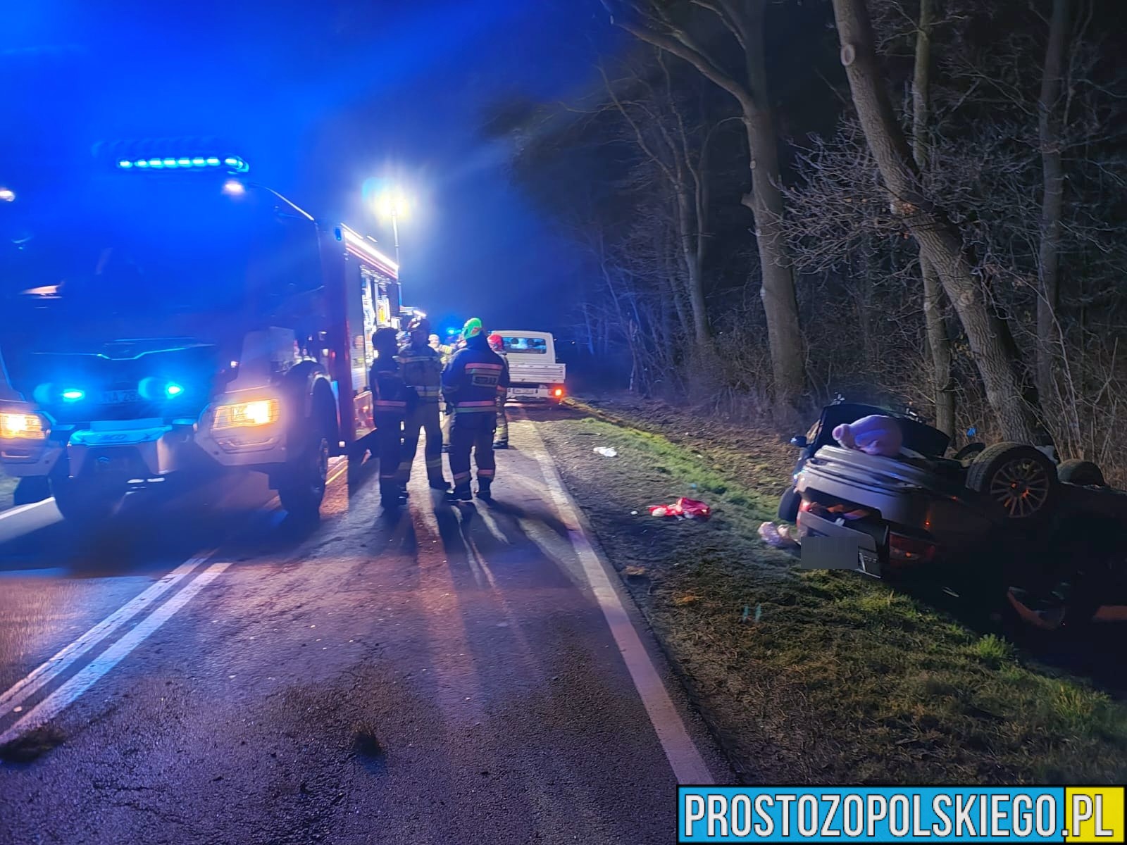 Wypadek samochodowy na DK42 między miejscowościami Kamienna - Rychnów w powiecie namysłowskim